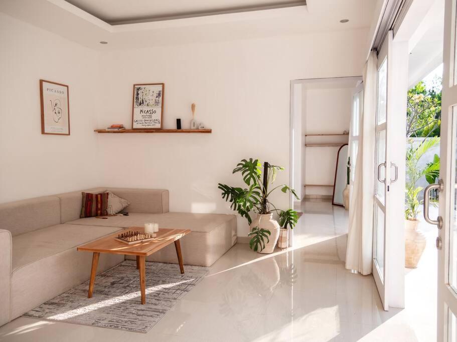 Casa Majorca At Ulu Villa Uluwatu Kültér fotó
